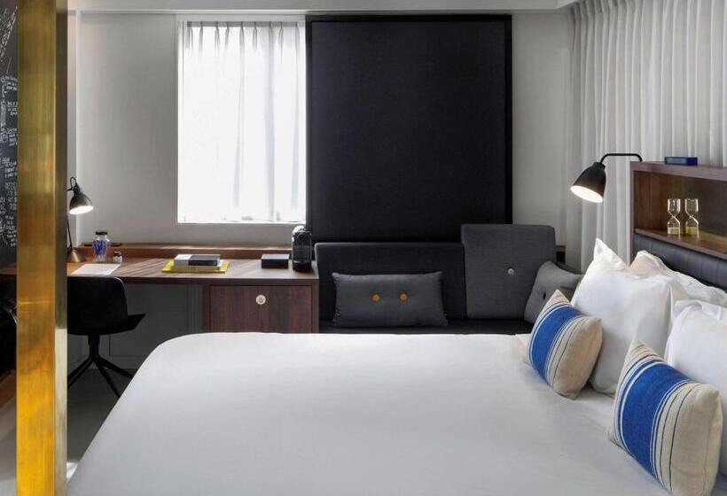 Superior Room King Size Bed, Ink  Amsterdam  Mgallery