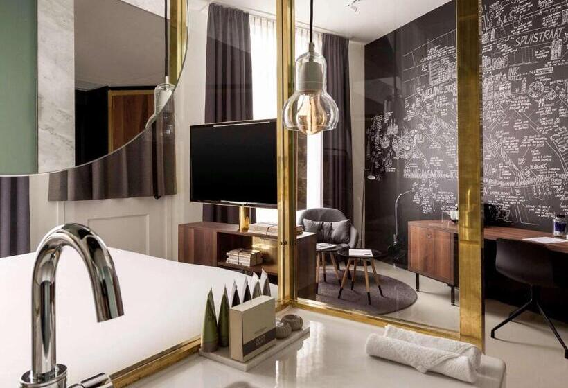 سوئیت جونیور با تخت بزرگ, Ink Hotel Amsterdam   Mgallery Collection