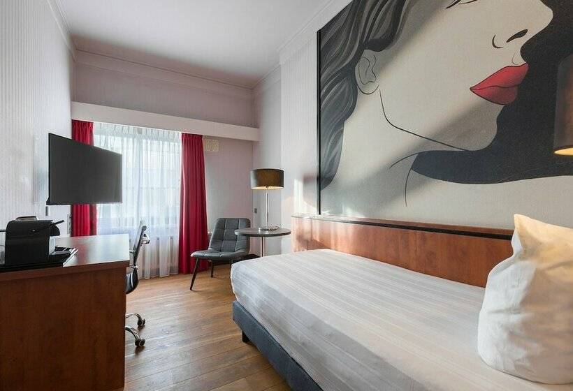 Standard Single Room, Leonardo  Utrecht City Center