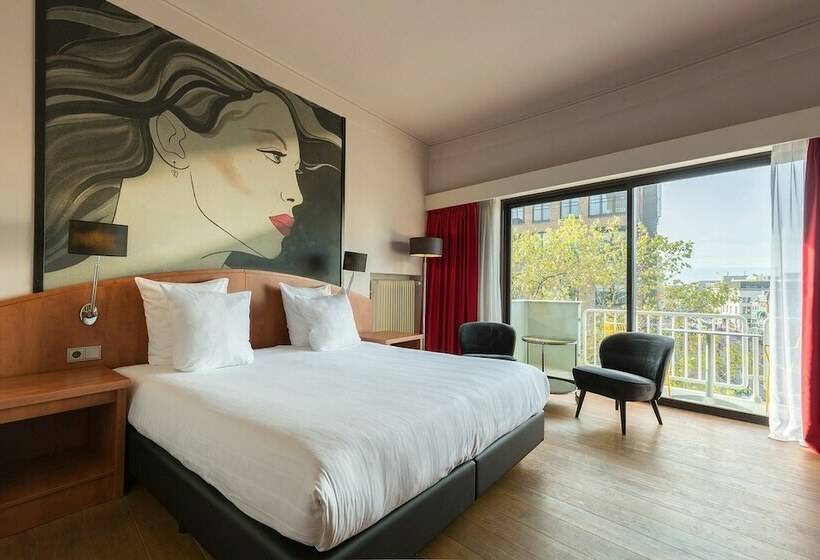 Номер Deluxe, Leonardo Hotel Utrecht City Center