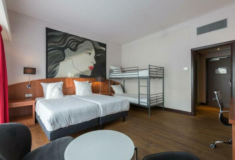 Четырехместный Номер Стандарт, Leonardo Hotel Utrecht City Center