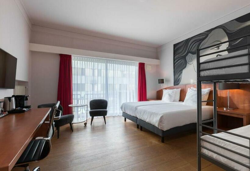 Четырехместный Номер Стандарт, Leonardo Hotel Utrecht City Center
