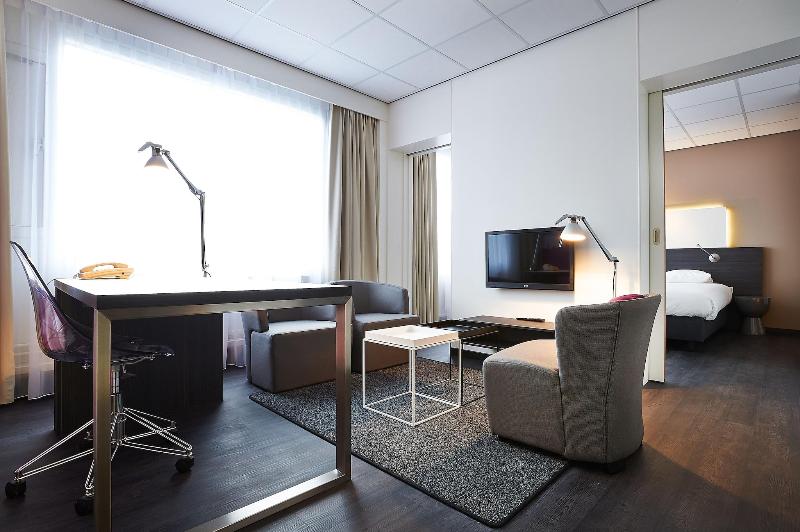 Suite, Postillion  Dordrecht