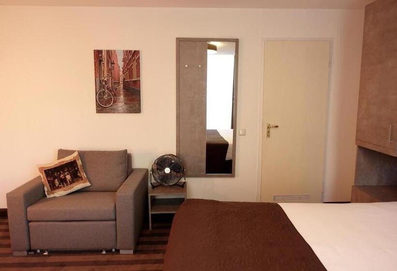 Standard Triple Room, Prinsengracht