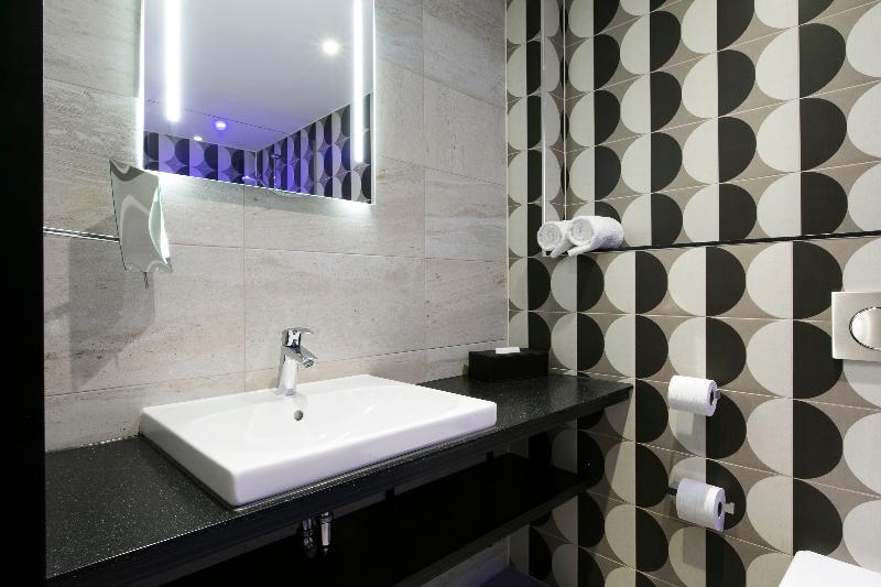 스탠다드 룸, Savoy Hotel Rotterdam