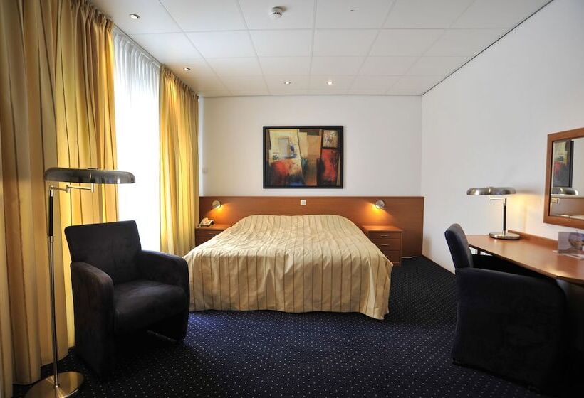 Standard Room, City Hotel Bergen Op Zoom