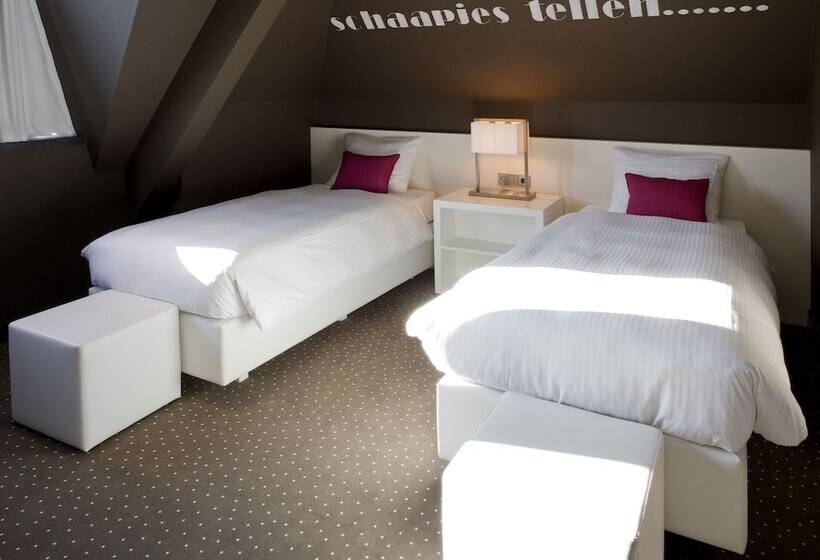 اتاق خانوادگی, Van Der Valk Hotel Apeldoorn   De Cantharel