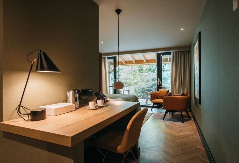 اتاق راحتی با چشم‌انداز استخر, Van Der Valk Hotel Apeldoorn   De Cantharel