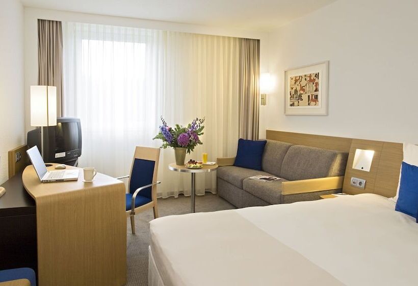 Chambre Supérieure, Novotel Eindhoven