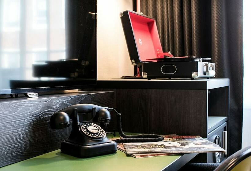 스탠다드 룸, Savoy Hotel Rotterdam