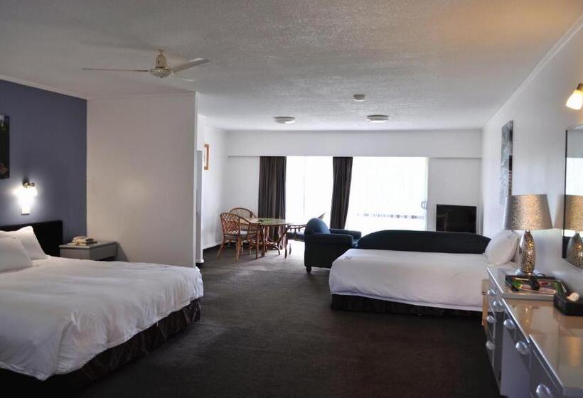 اتاق لوکس با چشم‌انداز, South Pacific Resort