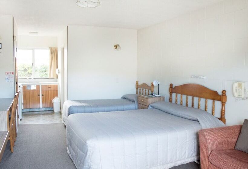 استودیوی استاندارد, Alpine Motel
