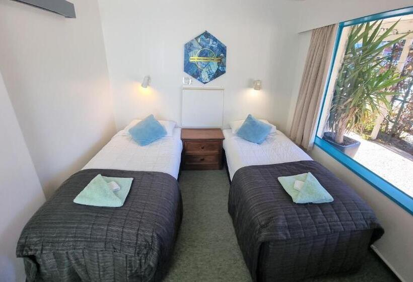 آپارتمان خانوادگی 2 خوابه, Alpine Motel
