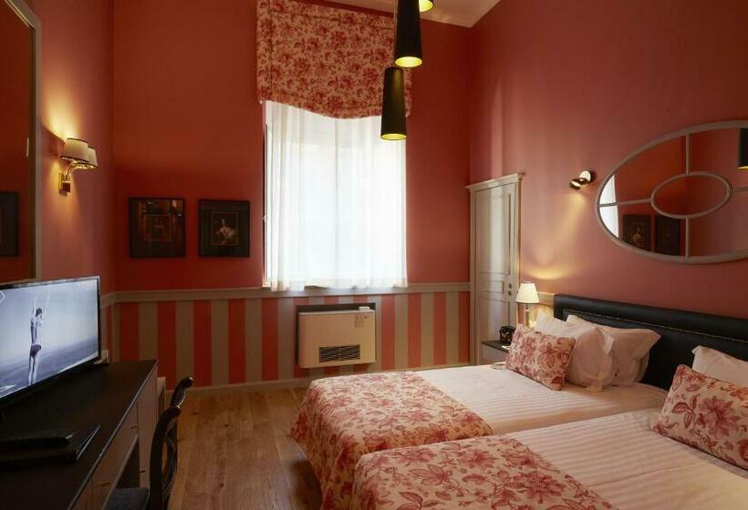 اتاق کلاسیک, Grande Hotel Do Porto