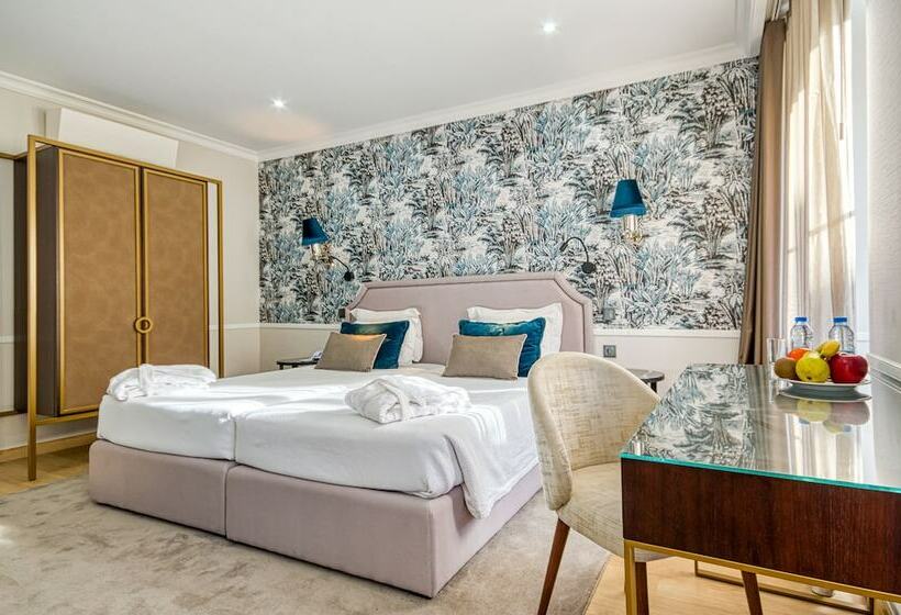 Superior Room with Views, Borges Chiado