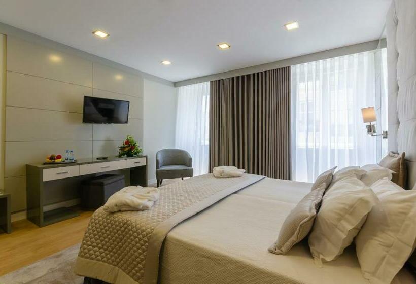 3 Bett Superior Zimmer, Borges Chiado