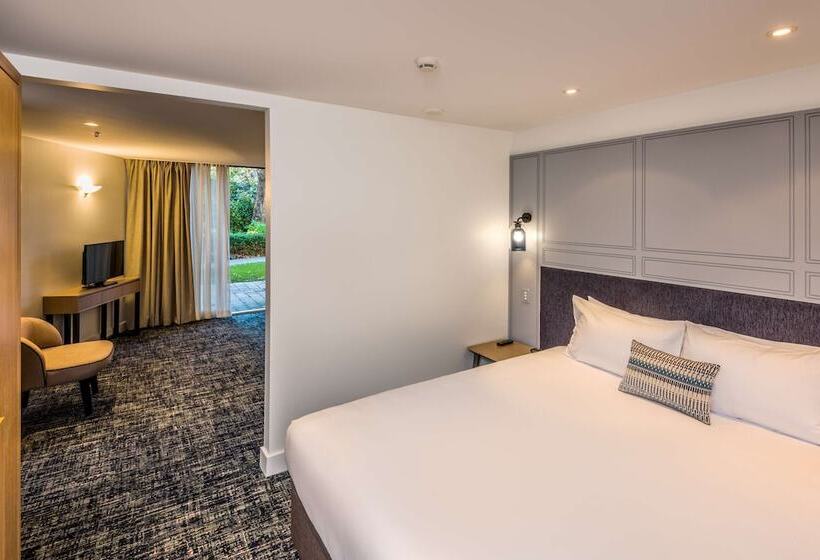 سوییت, Chateau On The Park  Christchurch, A Doubletree By Hilton