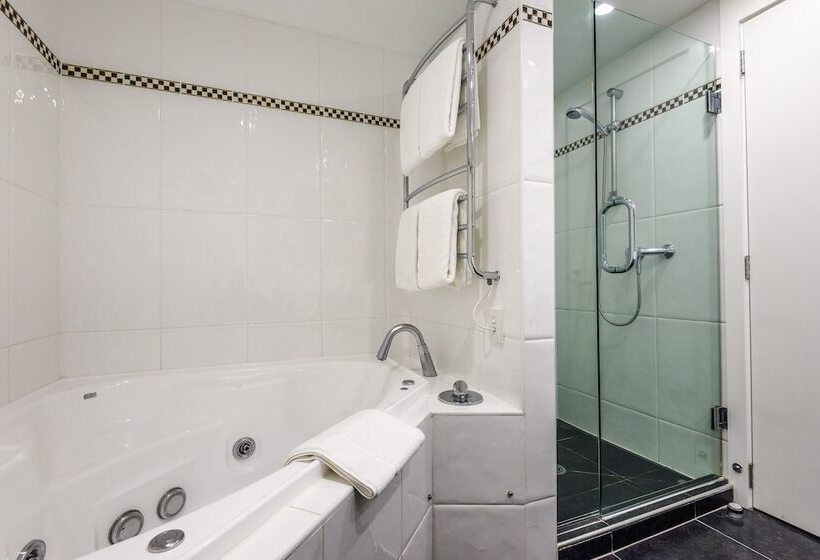 سوییت, Chateau On The Park  Christchurch, A Doubletree By Hilton