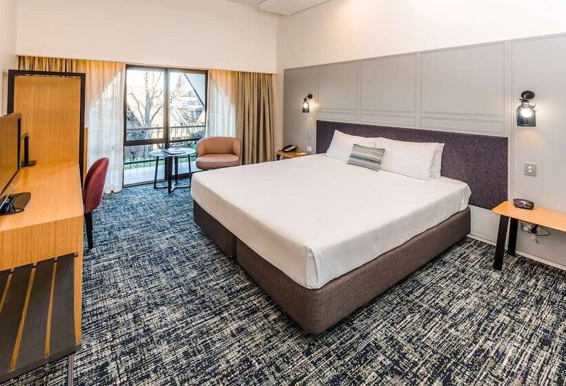 اتاق لوکس با بالکن, Chateau On The Park  Christchurch, A Doubletree By Hilton