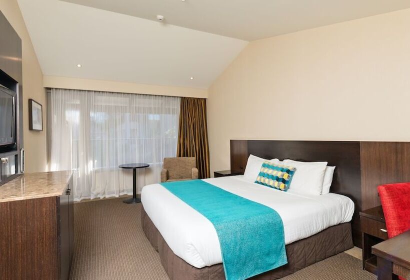 اتاق سوپریور با تخت بزرگ, Copthorne Hotel & Resort Lakefront Queenstown
