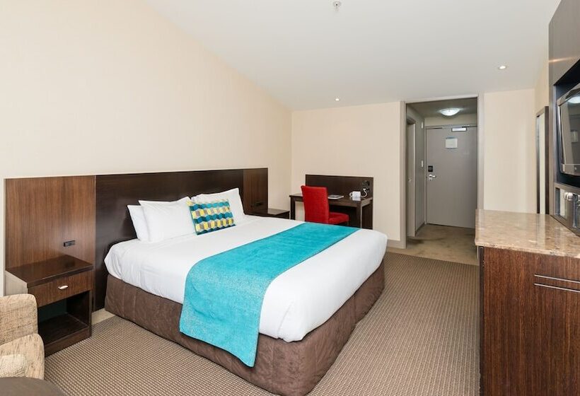 اتاق سوپریور با تخت بزرگ, Copthorne Hotel & Resort Lakefront Queenstown
