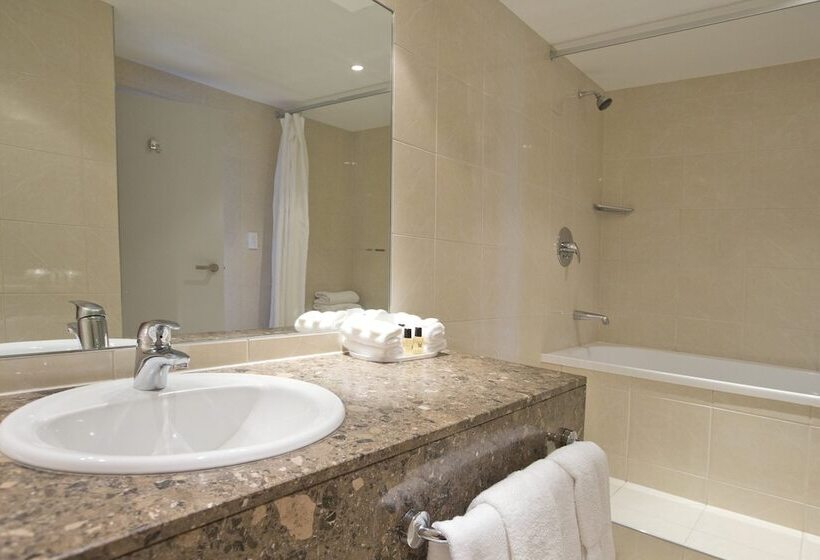 سوییت جونیور, Copthorne Hotel Palmerston North