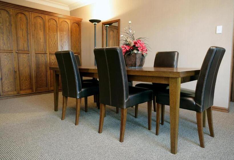 سوییت اجرایی, Distinction Coachman Hotel, Palmerston North