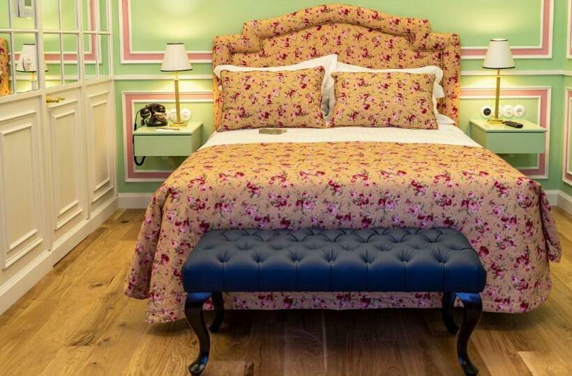 سوییت, Grande Hotel Do Porto