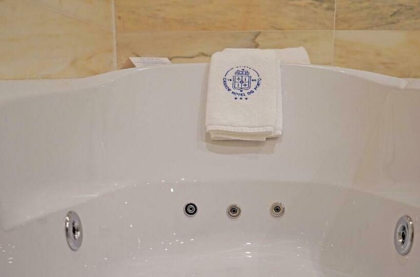 سوییت, Grande Hotel Do Porto
