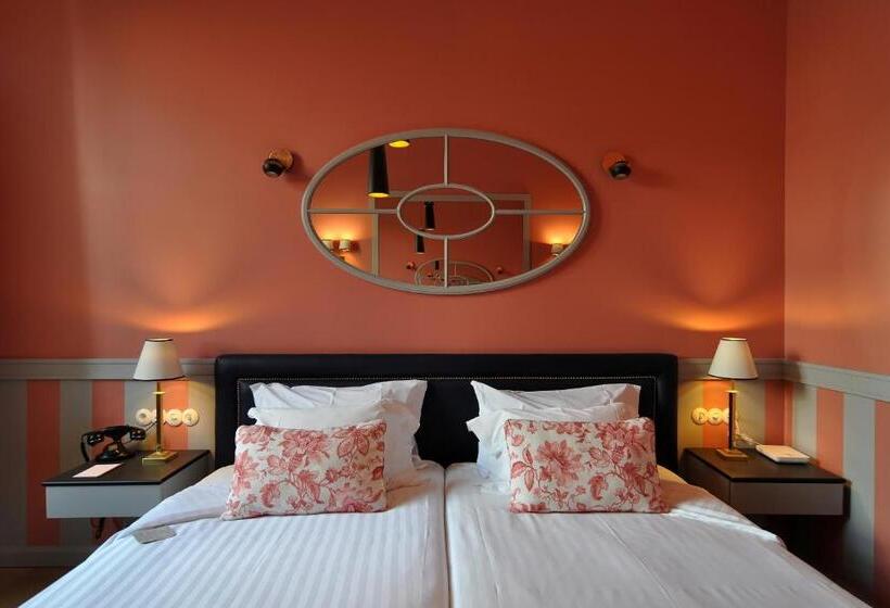 اتاق کلاسیک, Grande Hotel Do Porto