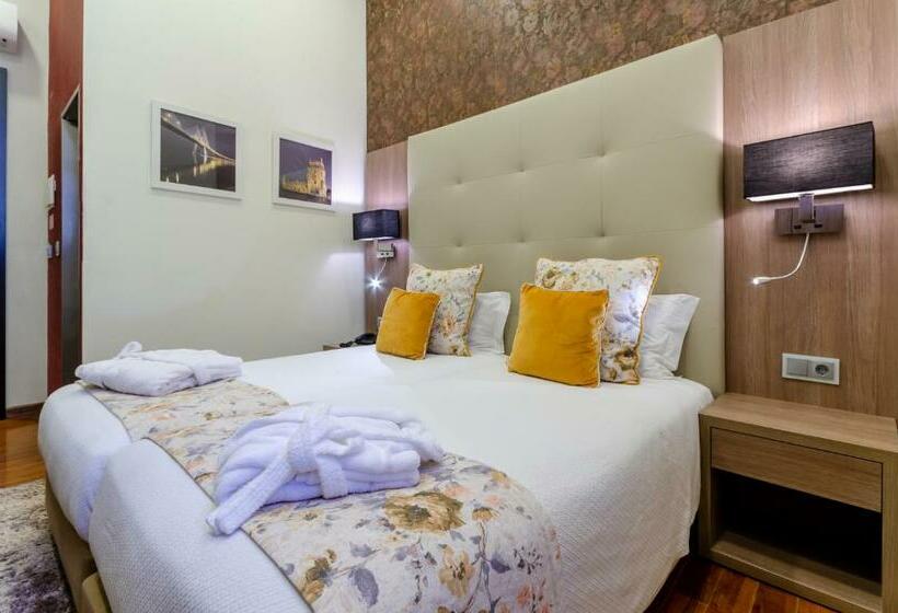 Quarto superior, Inn Rossio