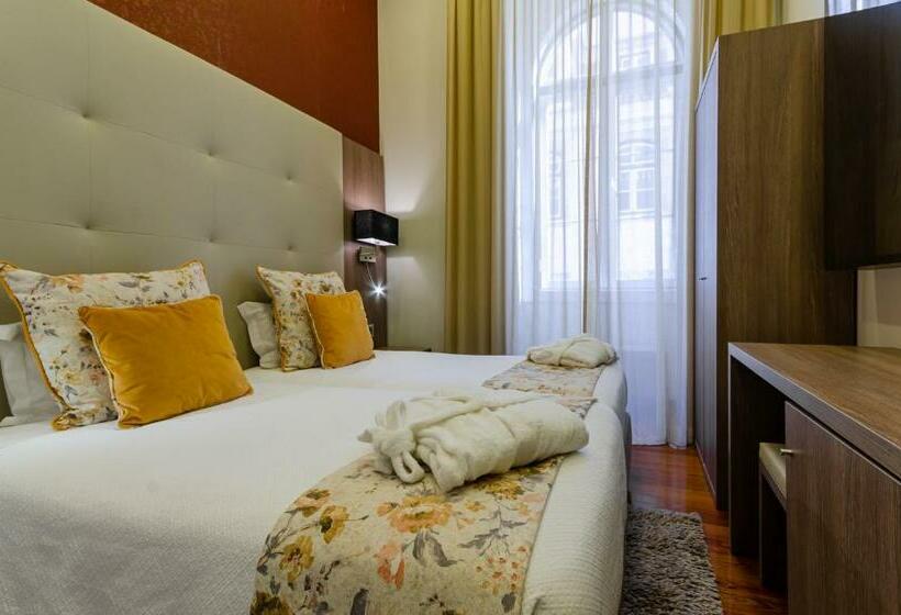 Quarto Superior, Inn Rossio