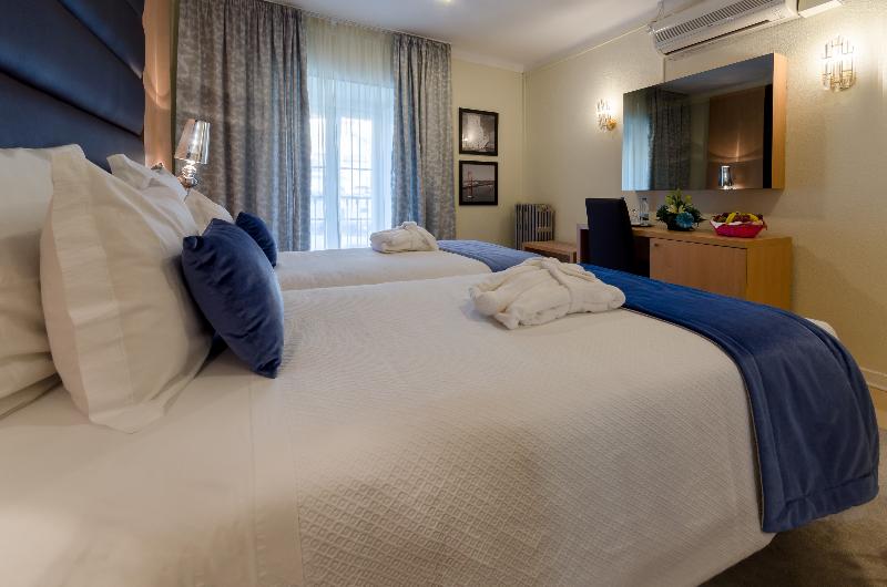 اتاق استاندارد چهار تخته, Inn Rossio