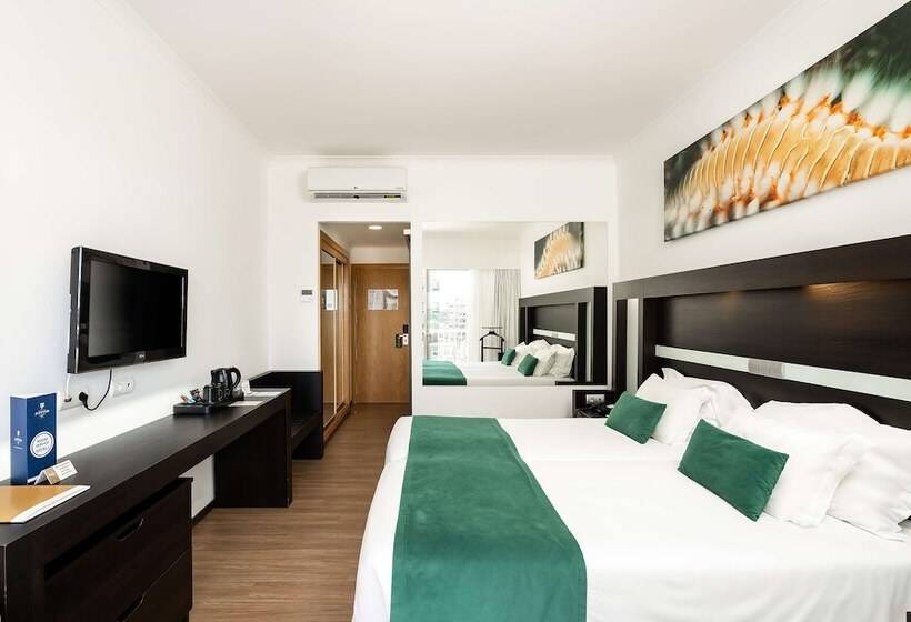 اتاق سوپریور با چشم‌انداز جانبی دریا, Jupiter Algarve Hotel