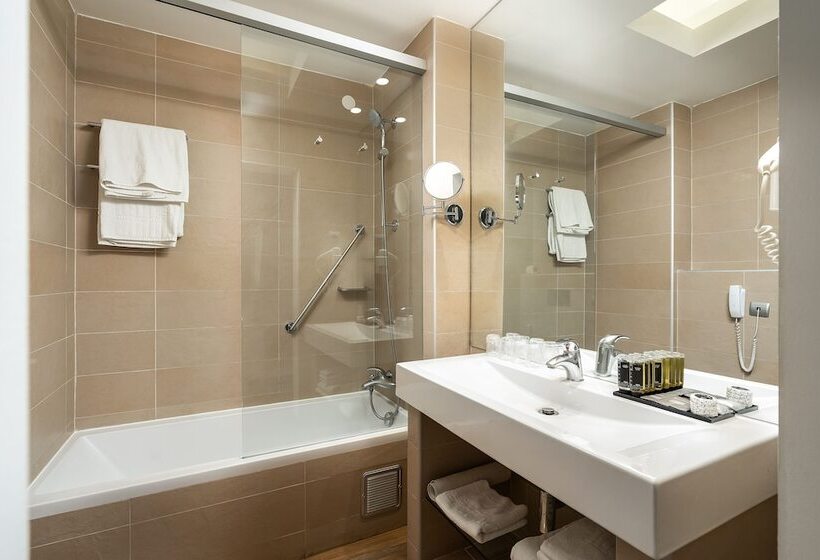اتاق خانوادگی, Jupiter Algarve Hotel