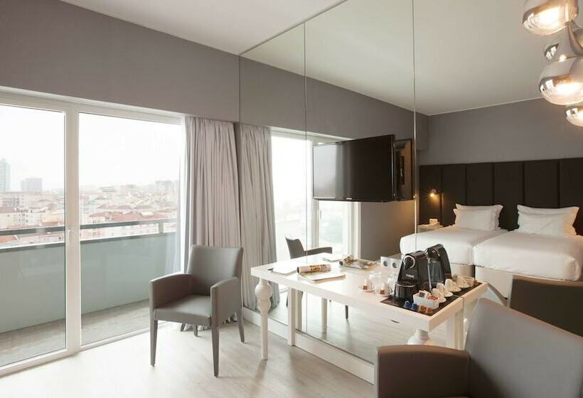 Habitación Premium con Balcón, Lutecia Smart Design