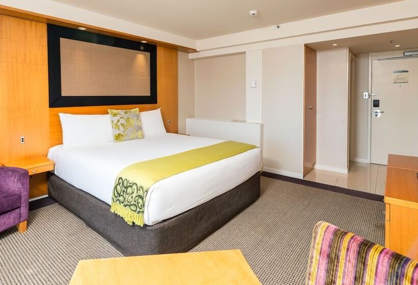 Club Room King Bed, Millennium Hotel Rotorua
