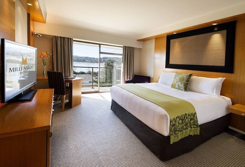 Club Room King Bed, Millennium Hotel Rotorua