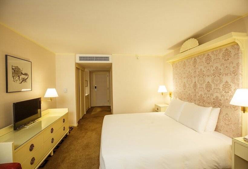 اتاق استاندارد با چشم‌انداز, Regency Art Hotel Macau