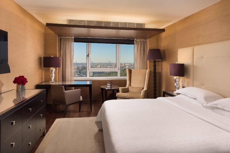 اتاق کلاب, Sheraton Lisboa Hotel & Spa