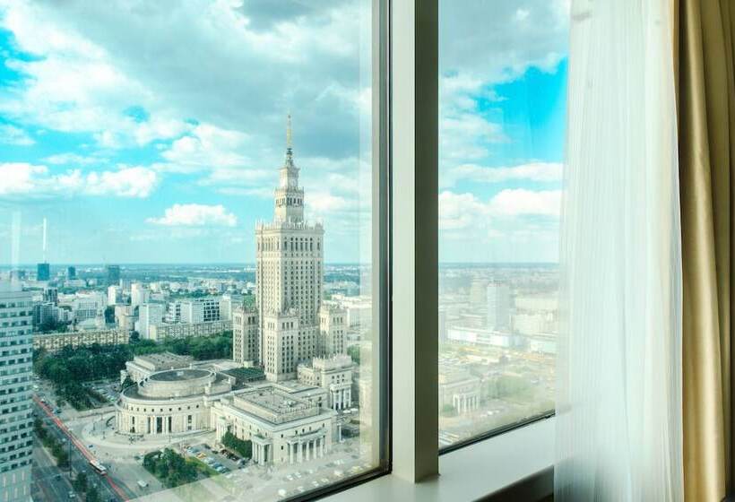 Habitación Deluxe, Warsaw Marriott