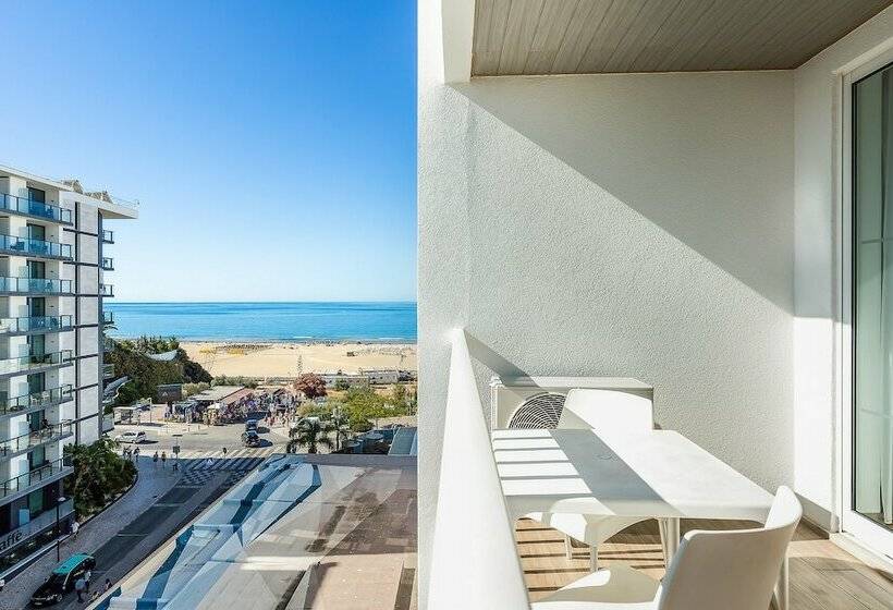 اتاق سوپریور با چشم‌انداز جانبی دریا, Jupiter Algarve Hotel