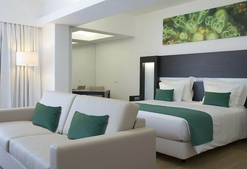 سوییت جونیور با چشم‌انداز دریا, Jupiter Algarve Hotel