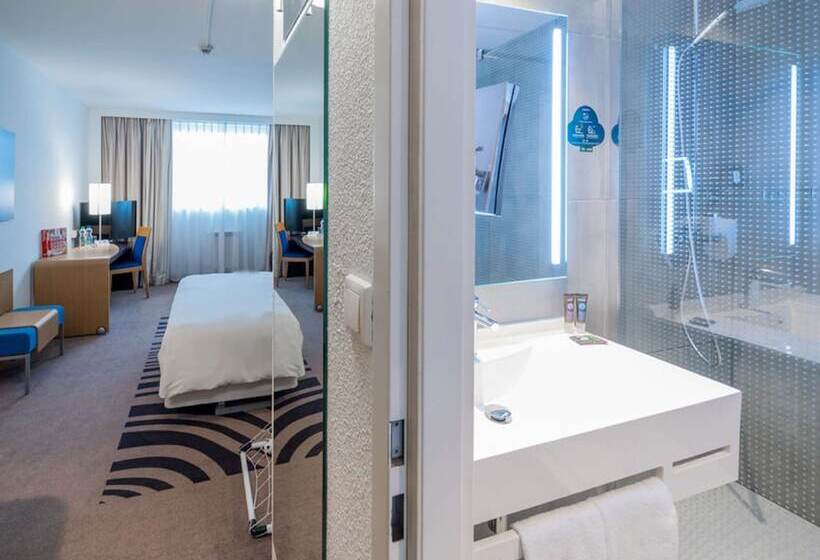 اتاق سوپریور, Novotel Krakow City West
