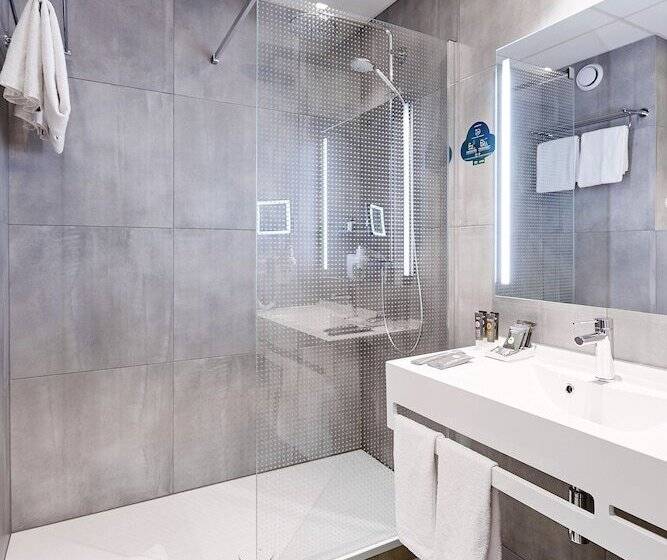 اتاق سوپریور, Novotel Krakow City West