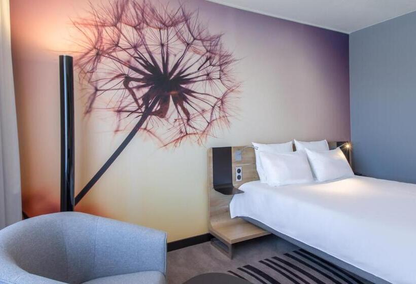 اتاق سوپریور, Novotel Wrocław Centrum