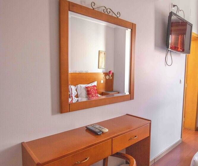 Standard Room, Grande Pensao Residencial Alcobia