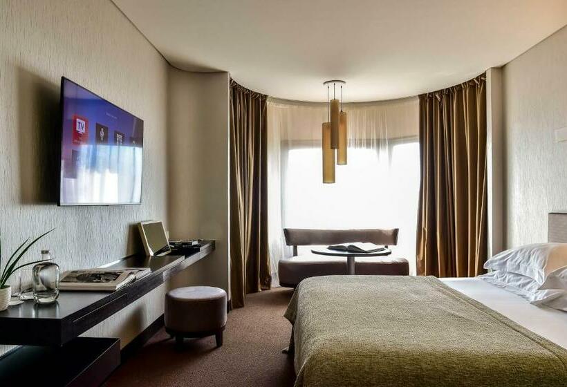 اتاق لوکس, Porto Palácio Hotel By The Editory