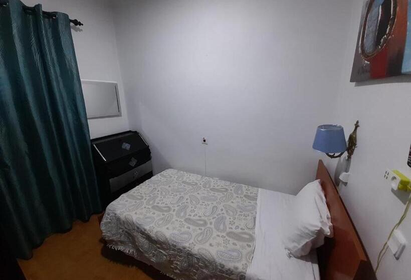 Chambre Basic Individuelle, Alojamento Elvas Luso Espanhola