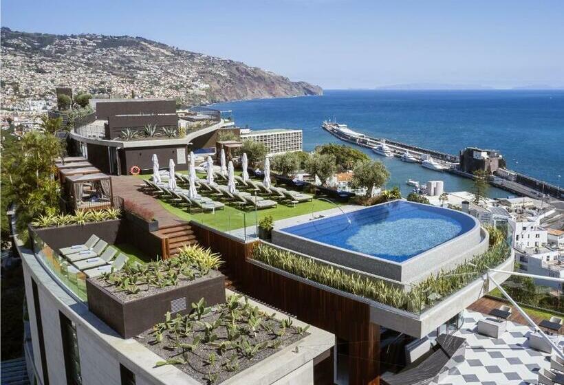 Deluxe Suite Sea View, Savoy Palace, The Leading Hotels of The World Savoy Signature
